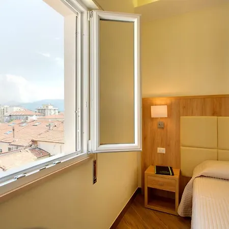 Sea View Biagi Apartment Lido di Camaiore